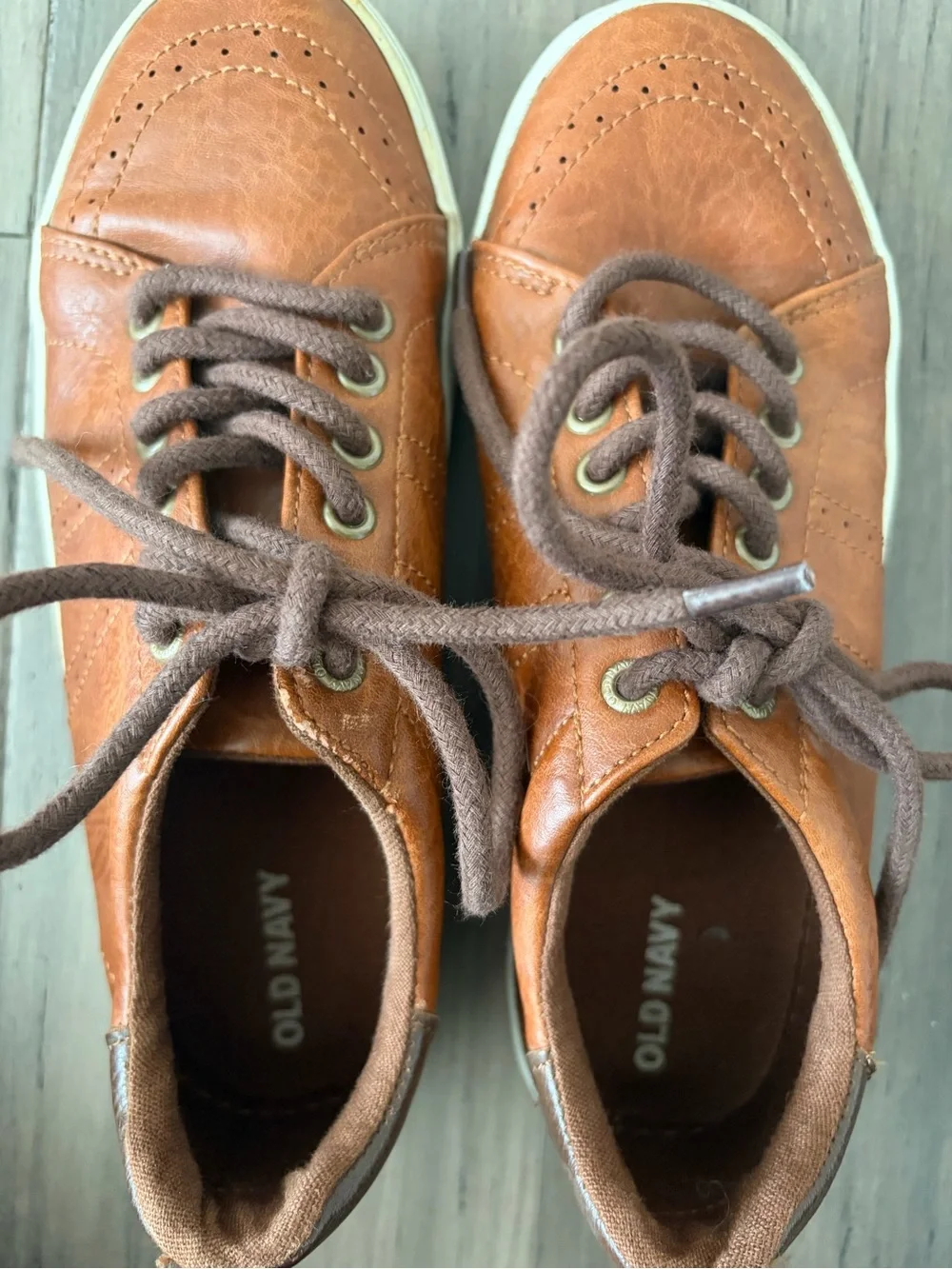 Boys brown faux leather dress sneakers - size 3 - Old Navy